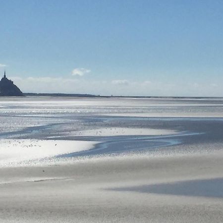 Chambre A Proximite De La Baie Du Mont Saint Michel Avranches Экстерьер фото