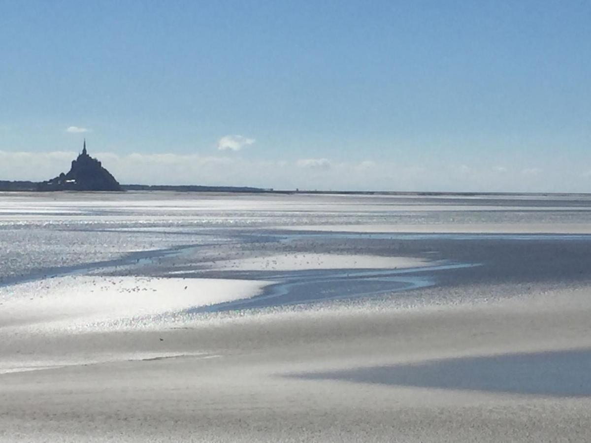 Chambre A Proximite De La Baie Du Mont Saint Michel Avranches Экстерьер фото